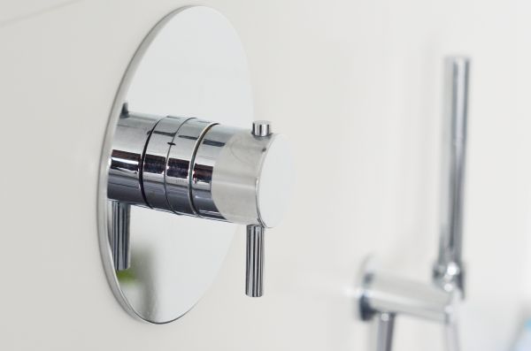 Cost of Shower Knob Replacement in Brandon