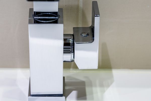 Cost of Faucet Knob Replacement in Brandon
